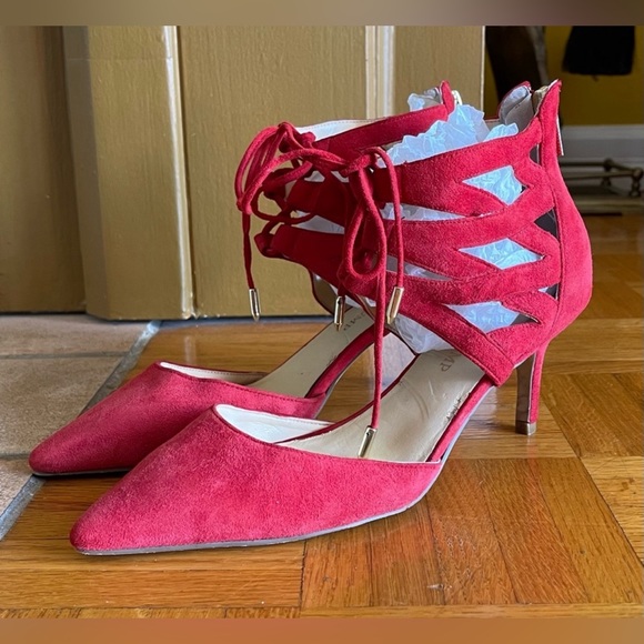 Red Ivanka Trump comfortable suede low heel shoes Size 10 no returns - Picture 2 of 16